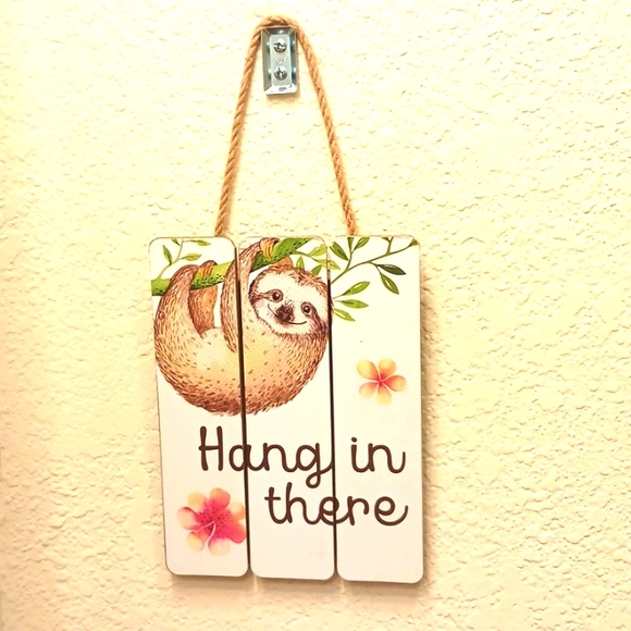 SLOTH Wall Hanging "Hang in There" CUTE Decor Sloth Collector - Picture 3 of 11